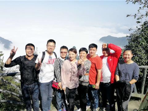 J9集团国际站集团2016年度先进员工张家界之旅