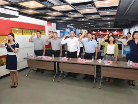 濞佽吘鐖卞績璁板綍鈥斺€斿嚌鑱氬姏閲 鐖卞績浼犻€掑笇鏈